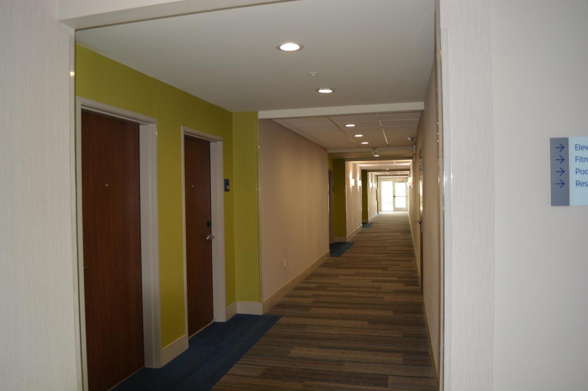 Holiday Inn Express & Suites Liberal Buitenkant foto