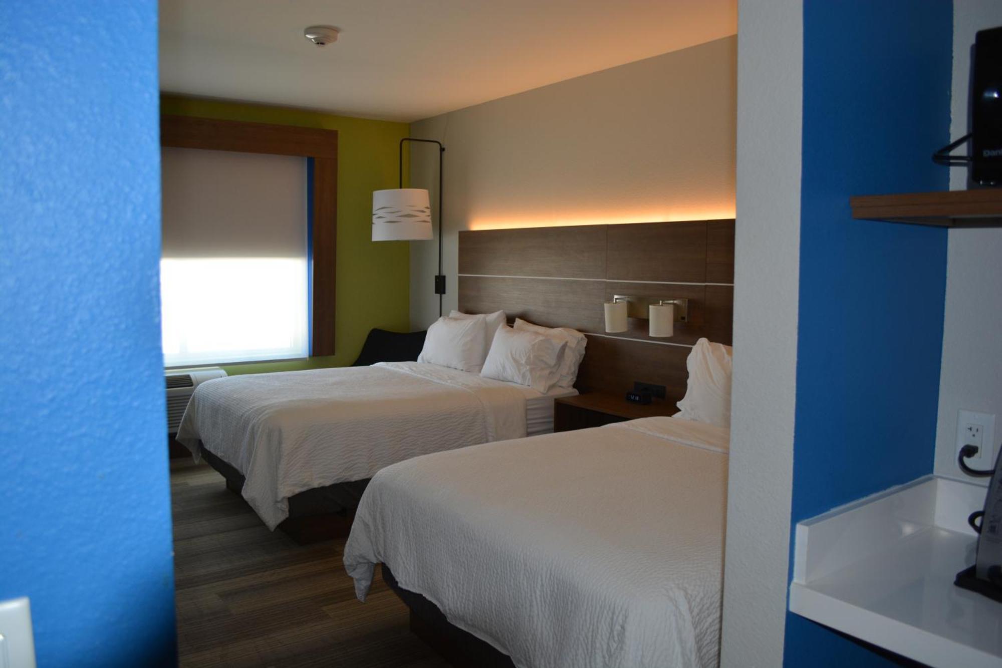 Holiday Inn Express & Suites Liberal Buitenkant foto