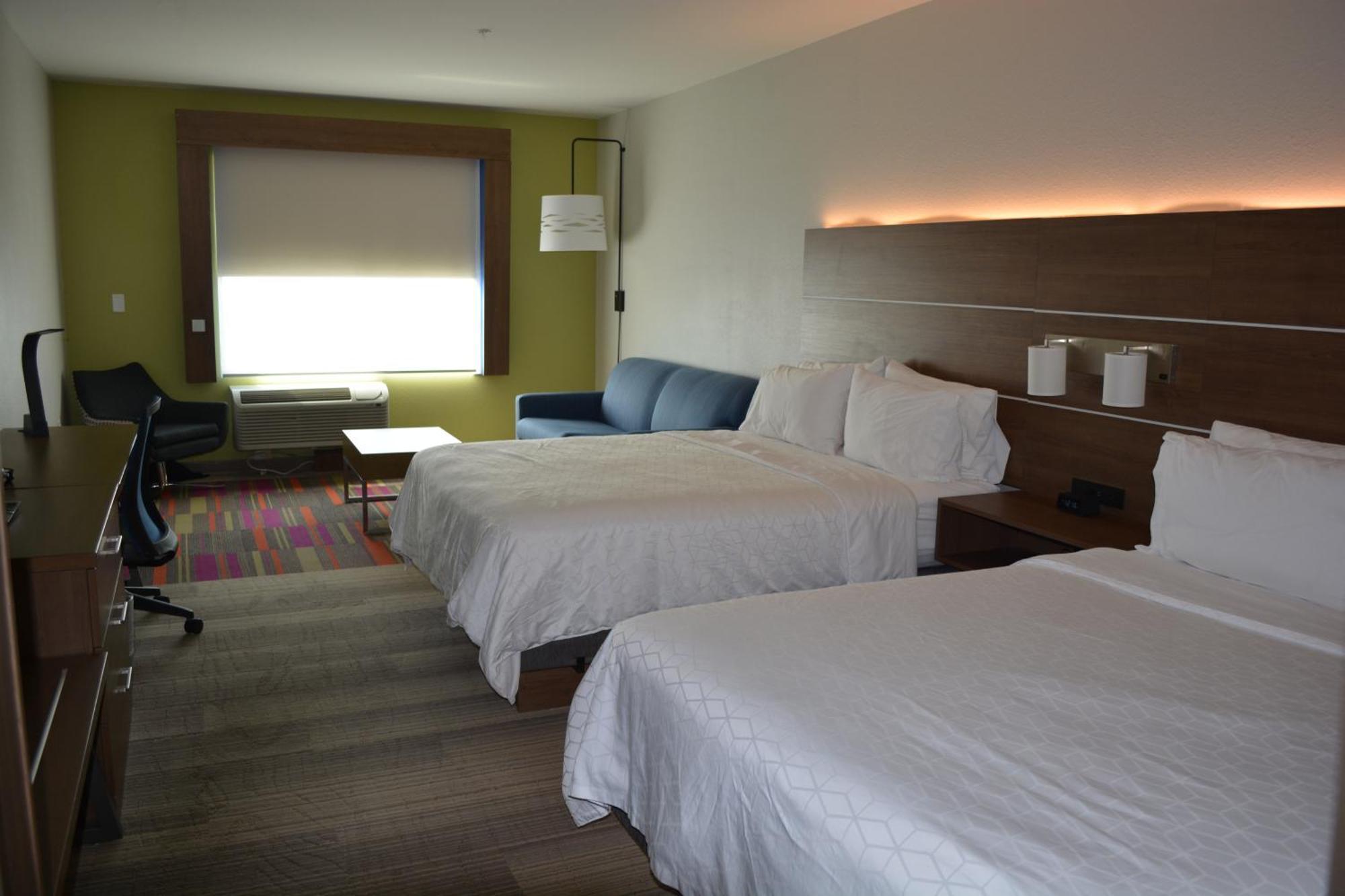 Holiday Inn Express & Suites Liberal Buitenkant foto